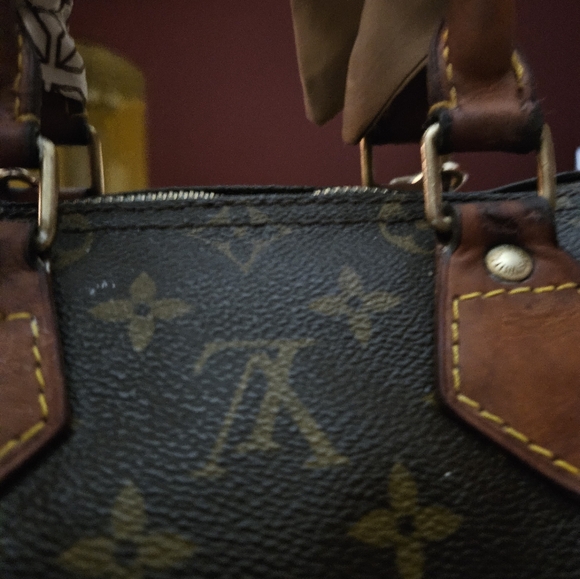 Authentic Louis Vuitton Speedy 25 Monogramed canvas HARD TO FIND ... with COA - Picture 10 of 13